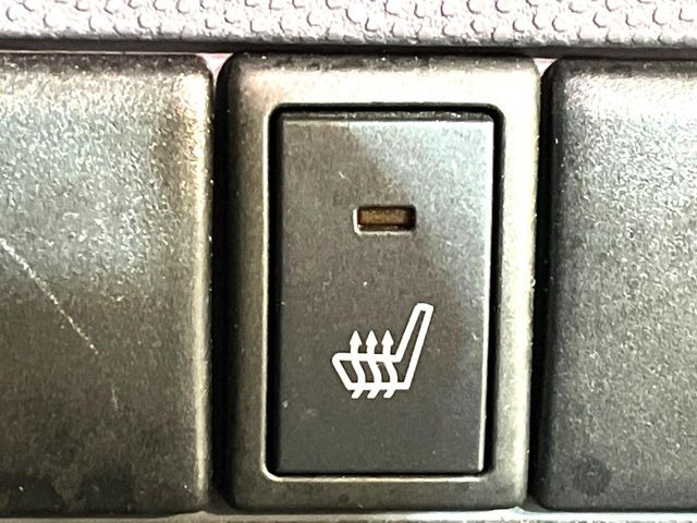 �y�V�[�g�q�[�^�[�z�������ɏd�󂷂�V�[�g�q�[�^�[!�G�A�R����葁�����܂��Ă����̂Ŋ�����̐l�����S�ł��ˁ�G�A�R���̉����͊������邩����A�Ƃ������ɂ����������߂ł��B