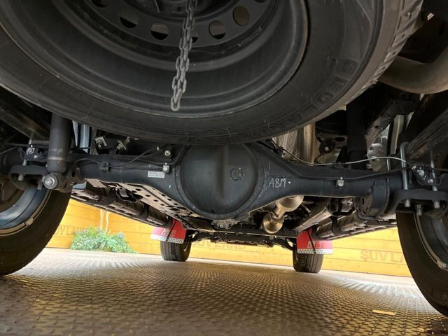 ����肪���ꂢ�Ȃ����ɁA�h�K���H�̎{�H���I�X�X���B�~��n��͂������A���ݕ��ɂ��Z���̕���A��Ń}�����E�E�B���^�[�X�|�[�c���������ɂ��D�]���������Ă���܂��B