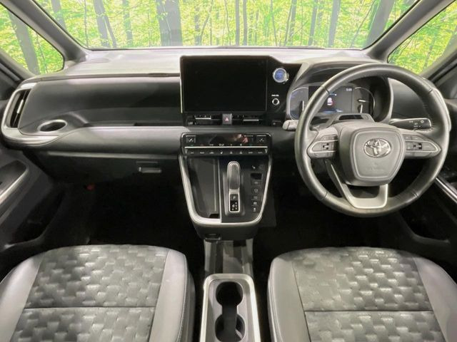 ヴォクシー1.8 ハイブリッド S-Z