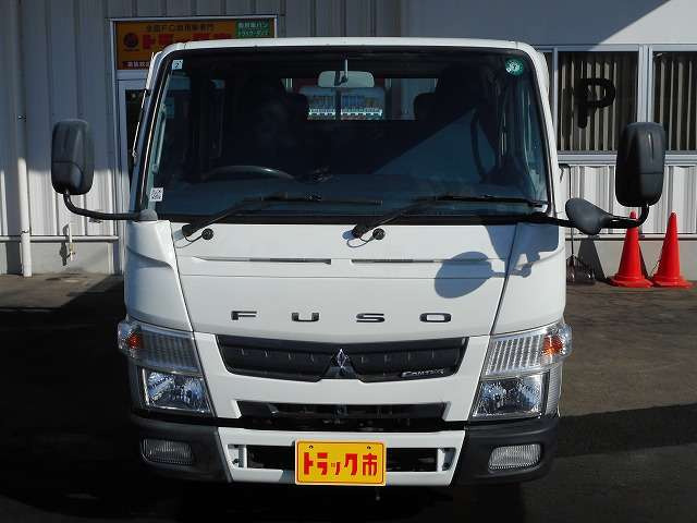 キャンター3.0 ロング 全低床 ディーゼル 4WD