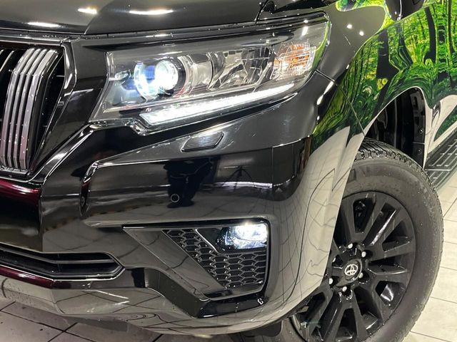 �yLED�w�b�h���C�g�z���V����ԑ��s�����ǍD�Ȏ��E���m�ۂ����S���ĉ^�]�ł��鍂�P�xLED�w�b�h���C�g�𑕔�!�_�����x�������A����d�͂��}�����Ă��܂��B