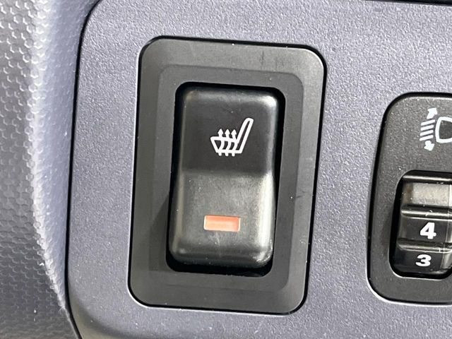 �y�V�[�g�q�[�^�[�z�������ɏd�󂷂�V�[�g�q�[�^�[!�G�A�R����葁�����܂��Ă����̂Ŋ�����̐l�����S�ł��ˁ�G�A�R���̉����͊������邩����A�Ƃ������ɂ����������߂ł��B