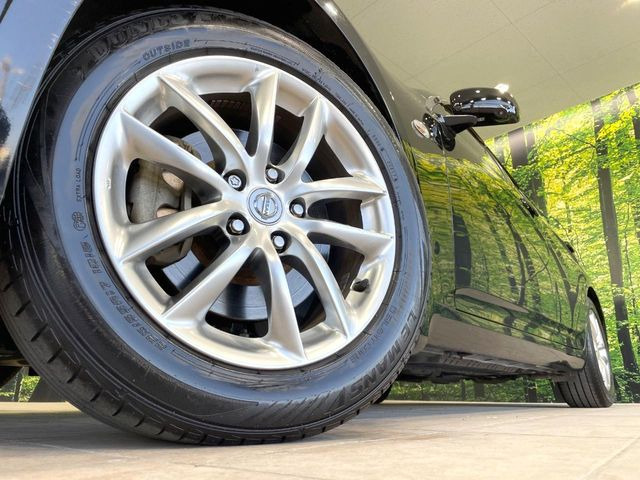 �y����17�C���`�A���~�z�C�[���z�O�ςɃ}�b�`���������A���~�z�C�[���𑕒����Ă���܂��B�e��ЊO�A���~�z�C�[����A�X�^�b�h���X�^�C�����戵�����Ă���܂��B���񂲑��k����������