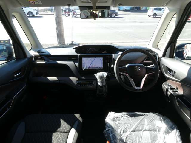 �i�����ꂽ�C���p�l����́A�X�^�C���b�V�������쐫�⎋�F���ɂ��D��A�O���̂��Ȃ��f�U�C���ɂȂ��Ă���܂�!