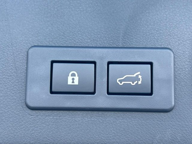 �y�p���[�o�b�N�h�A�z�X�}�[�g�L�[��^�]�Ȃ̃{�^�������������Ń��A�Q�[�g�������ŊJ���܂�!�ו��������Ă��鎞��A�����ʒu�ɂ���o�b�N�h�A��߂�ۂɕ֗��ȋ@�\�ł���