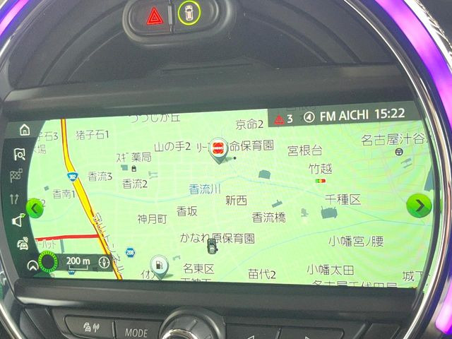 �������i�r:��̊��̂���i�r�́A����������ԓ������o���Ă���܂��B�I�[�f�B�I�@�\���[�����Ă���܂��̂ŁA�^�]�����y���߂܂���