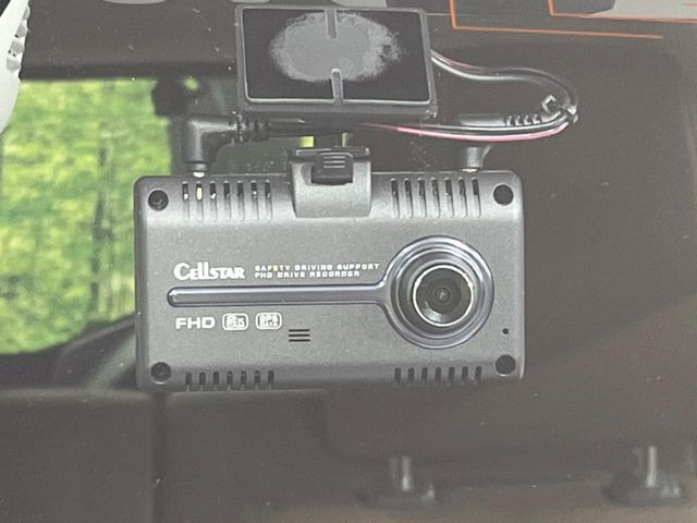 �y�h���C�u���R�[�_�[�z���S�E���S�ȃJ�[���C�t�ɕK�{�̃h���C�u���R�[�_�[�𑕔�!���s���͂������A������^�]�⎖�̂ɑ��������ۂ̏󋵂��f���ŋL�^���A����̃��X�N�ɔ����܂��B