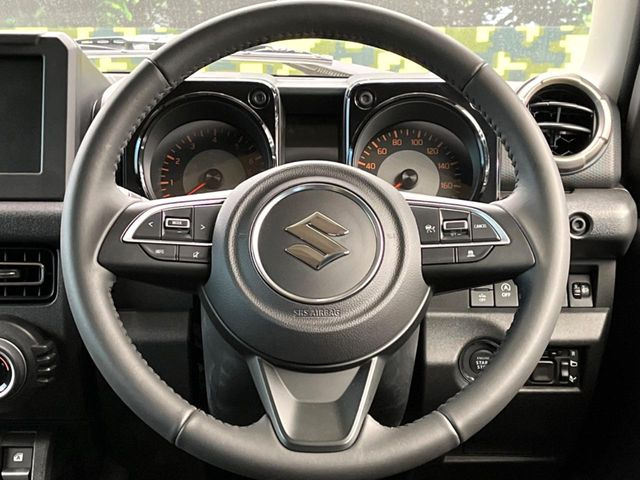 �y�����v�����X�e�A�����O�z�㎿�Ȋv���g�p���邱�ƂŁA��ɂ����������݂ƂĂ��^�]���₷���n���h���ł���