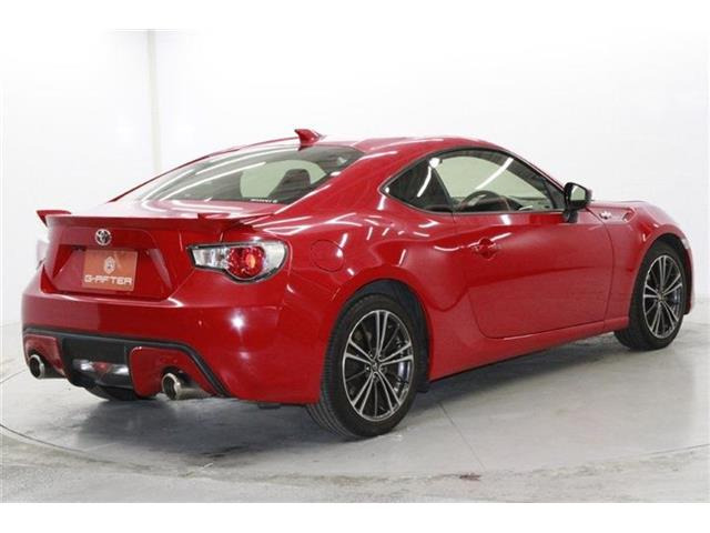 ���Ǝҗl�ւ̔̔��͂��f�肳���Ă��������܂��B �Ԍ������ԗ��̏ꍇ�́A�Ԍ����擾�������x�������z�ŕ\�����Ă���܂��B