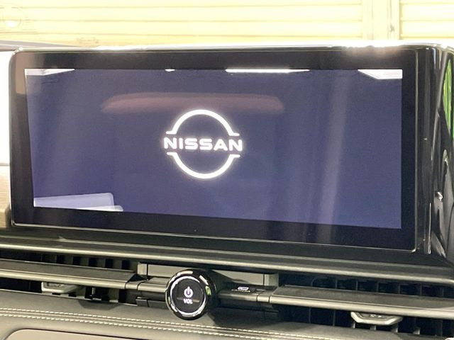 �y�����i�r�z�l�C�̏����i�r�𑕔����Ă���܂��B�i�r�̎g���₷���͂������A�I�[�f�B�I�@�\���[��!�L�����v�◷�s�͂������A�ʋ΂┃�����ȂǕ��i�̃h���C�u���y�����Ȃ�͂���