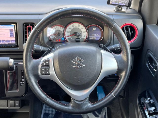 �y�����v�����X�e�A�����O�z�㎿�Ȋv���g�p���邱�ƂŁA��ɂ����������݂ƂĂ��^�]���₷���n���h���ł���