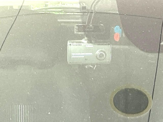 �y�h���C�u���R�[�_�[�z�h���C�u���R�[�_�[����!���s���͂������A������^�]�⎖�̂ɑ��������ہA�f���ŋL�^���A����̃��X�N�ɔ����܂��B���L�^�pSD�J�[�h�͂��q�l�����g�ł��������������K�v������܂��B