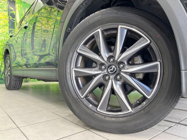 �y����19�C���`�A���~�z�C�[���z�O�ςɃ}�b�`���������A���~�z�C�[���𑕒����Ă���܂��B�e��ЊO�A���~�z�C�[����A�X�^�b�h���X�^�C�����戵�����Ă���܂��B���񂲑��k����������