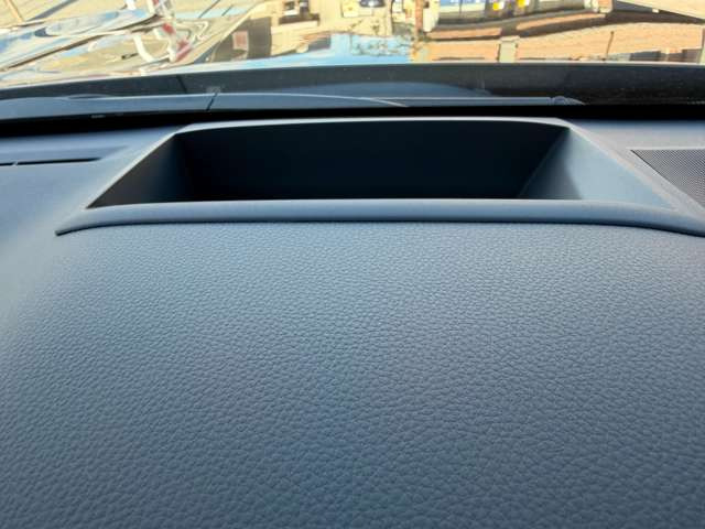 �J���[�w�b�h�A�b�v�f�B�X�v���C(�t�����g�K���X�ɉ^�]�ɕK�v�ȏ�񂪉f���o����܂�)