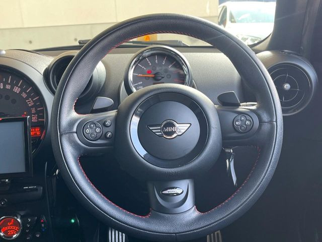 ���n���h�����̃X�������Ȃ��A���ꂢ�ȏ�Ԃ��ێ����Ă���܂��B�e�X�C�b�`���̓�����m�F�ς݂ł��B