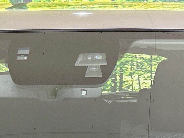 �y�X�}�[�g�V�e�B�u���[�L�T�|�[�g�z�ᑬ���s���ɑO���̎ԗ�����F�����A�Փ˂������Ȏ��͌x��ƃu���[�L�ŏՓˉ���Ɣ�Q�y�����A�V�X�g�B�����S�Ƀh���C�u�����y���݂��������܂��B