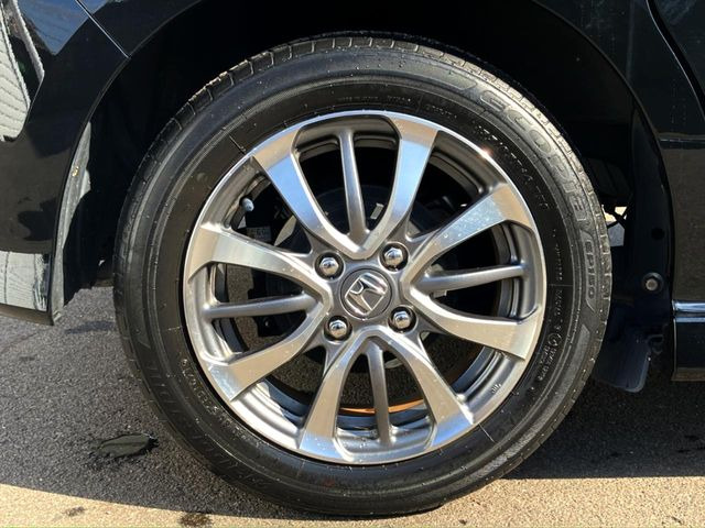 �������A���~!�������������ă��f���ʂɃf�U�C������Ă��܂��B�������S����K�ɍ������ʂ𔭊�����u�z�C�[���R�[�e�B���O�v�̎{�H����t��!���C�y�ɒS���c�Ƃ܂ł����k���������B