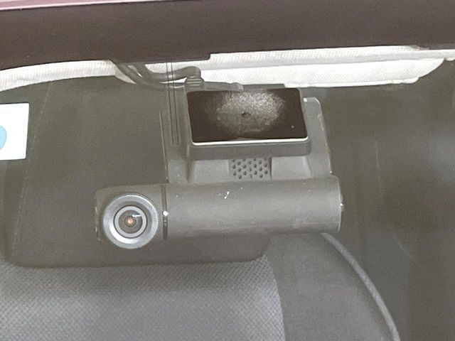 �y�h���C�u���R�[�_�[�z���S�E���S�ȃJ�[���C�t�ɕK�{�̃h���C�u���R�[�_�[�𑕔�!���s���͂������A������^�]�⎖�̂ɑ��������ۂ̏󋵂��f���ŋL�^���A����̃��X�N�ɔ����܂��B