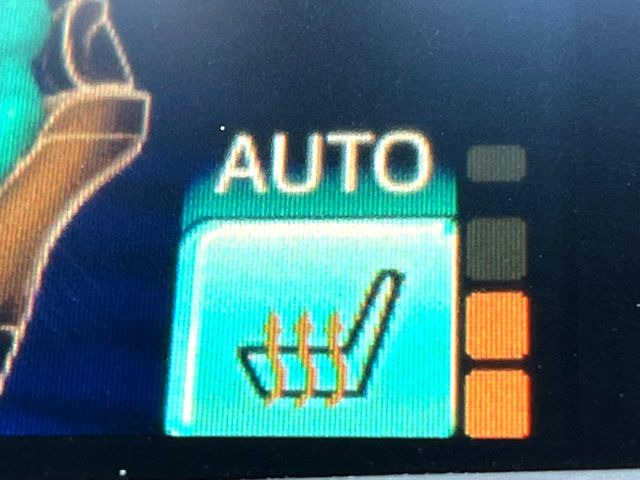 �y�V�[�g�q�[�^�[�z�������ɏd�󂷂�V�[�g�q�[�^�[!�G�A�R����葁�����܂��Ă����̂Ŋ�����̐l�����S�ł��ˁ�G�A�R���̉����͊������邩����A�Ƃ������ɂ����������߂ł��B