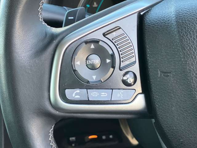 �I�[�f�B�I�R���g���[���X�C�b�`�t�X�e�A�����O! �茳�Ń��[�h�̑I������{�����[���܂ő���ł��܂��̂ŁA�ڐ��������Ȃ��Ă��ǂ��̂ň��S����������܂�! �g�������ƕ֗��ł���!