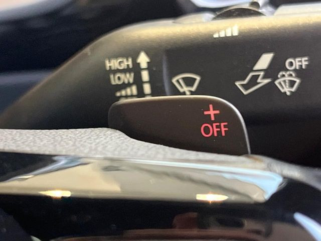 ���X�e�A�����O�p�h���V�t�g:�N�C�b�N�ȃV�t�g���삪�\!���X�|���X�������A���Ȃ��̃M�A�ϑ��ɂ�������Ƃ��Ă��Ă���܂�!���Ԃƈ�̂ƂȂ�鑕���ł��B