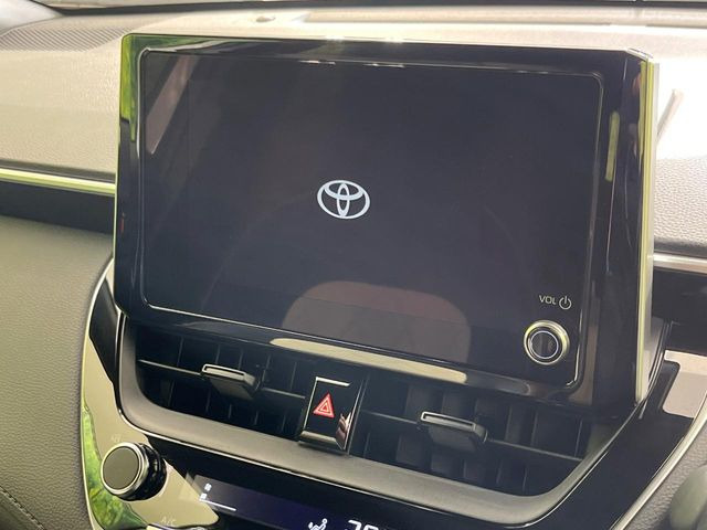 �y �f�B�X�v���C�I�[�f�B�I�z���ʂ̃f�B�X�v���C��AppleCarPlay��AndroidAuto�����p�\�B�傫�ȉ�ʂŃX�}�z�i�r�A�v���������p���������܂���