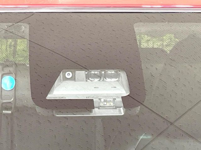 �y�g���^�Z�[�t�e�B�Z���X�z���s���ɑO���̎ԗ�����F�����A�Փ˂������Ȏ��͌x��ƃu���[�L�ŏՓˉ���Ɣ�Q�y�����A�V�X�g�B�����S�Ƀh���C�u�����y���݂��������܂��B