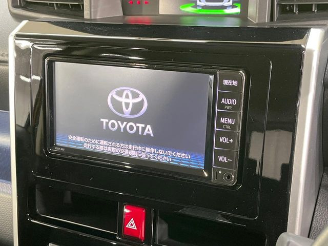 �y�����i�r�z�l�C�̏����i�r�𑕔����Ă���܂��B�i�r�̎g���₷���͂������A�I�[�f�B�I�@�\���[��!�L�����v�◷�s�͂������A�ʋ΂┃�����ȂǕ��i�̃h���C�u���y�����Ȃ�͂���