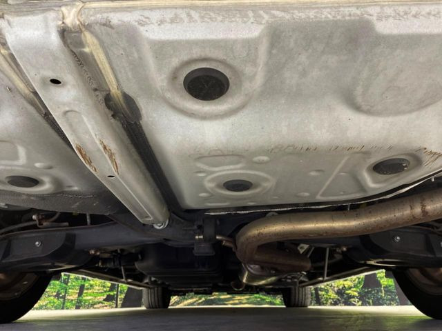 下回りがきれいなうちに、防錆加工の施工がオススメ。降雪地域はもちろん、沿岸部にお住いの方や、趣味でマリン・ウィンタースポーツをされる方に大変好評いただいております。