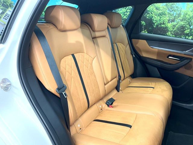 �L�X�Ƃ���2��ڃV�[�g�͋��Z���������A���S�n�����K!�F�B��Ƒ��Ƃ̂��o�����ɂ҂�����ł��B�x�r�[�V�[�g��`���C���h�V�[�g�g�p�������K�ɂ��߂�������������\���ȋ�Ԃ��m�ۂ��Ă��܂��B