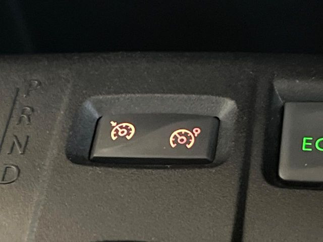 ���I�[�g�N���[�Y�R���g���[��:�������H�⎩���Ԑ�p���H���ɂāA�葬���q���\�ƂȂ�֗��ȋ@�\�ł��B�������ړ��̍ۂł����ɂ����֗��ɂ��g�����������܂���