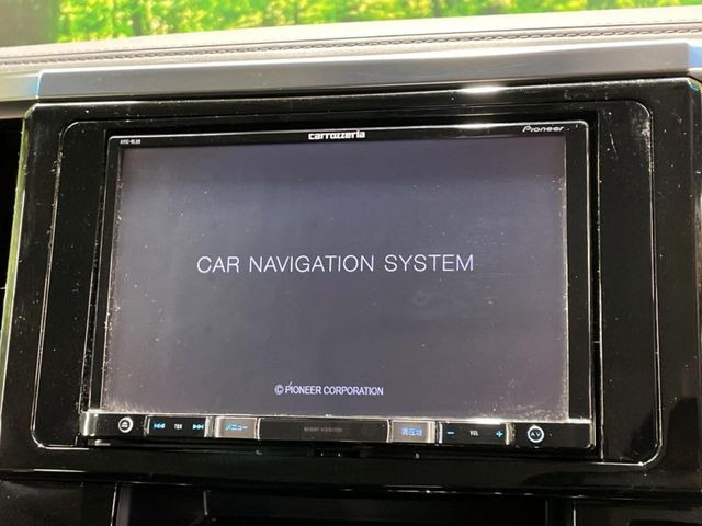 【パイオニア8インチナビ】人気の大型8インチナビを装備。存在感のある大画面はインパクト大!ナビ利用時のマップ表示は見やすく、テレビやDVDは臨場感がアップ!いつものドライブがグッと楽しくなります♪