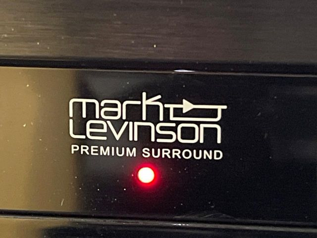 �y�}�[�N���r���\���T�E���h�V�X�e���z���x�ȃ`���[�j���O�\�͂����ڂ���Ă���A�������ȉ��y�����y���݂��������܂���