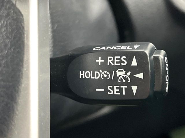 �y���[�_�[�N���[�Y�R���g���[���z�������H�ł̒��������s���y��!!�����ő��x��ۂN���[�Y�R���g���[�����A�Փˌy���V�X�e���ƘA�g���A�O���̎ԗ������m���ĎԊԂ�ۂ悤�ɑ��x���߂��Ă���܂�!!