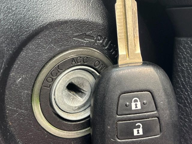 �y�L�[���X�z�������ꂽ�ꏊ����ł��{�^����Ńh�A�̊J���E�{�����ł���̂łƂ��Ă��֗�!�h�A�̌�������ɏ������邱�Ƃ�����܂����