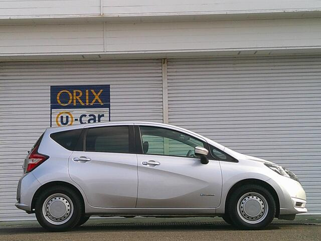 AIS����:���X�ł̓g���^�E�z���_�E�j�b�T���E�}�c�_�E�X�o�����[�J�[�n�̒��ÎԎ��Ɖ�Ђƕ��В�g��Ђ�6�Ђœ��ꂳ�ꂽ�u�]����v�u������v�ɑ���A�����Ɍ����]�������M���̂����鍸��