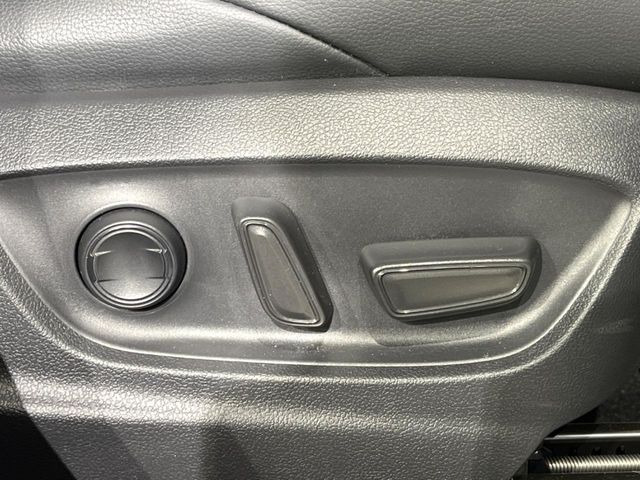 �y�p���[�V�[�g�z�X�C�b�`��ŊȒP�ɃV�[�g�̔��������\!�d��������͂�����܂���!���K�ȃV�[�g�|�W�V�����ɃZ�b�g���āA���K�ȃh���C�u�����y���݂��������B