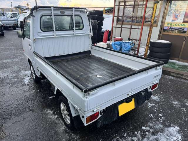 サンバートラックTB 4WD