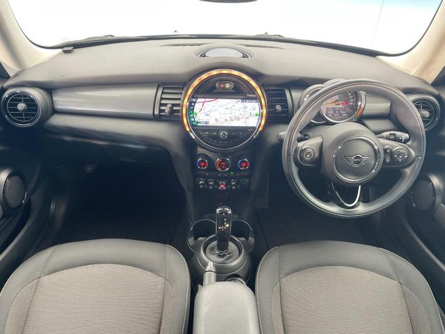 �A���ԃO���[�v���݌ɐ���2,000��!�S���̌n��X���烁�[�J�[�E�Ԏ��킸���Љ�o����̂ŁA���Ȃ��Ƀs�b�^���̂��Ԃ�������͂��ł���܂��͂��₢���킹��������