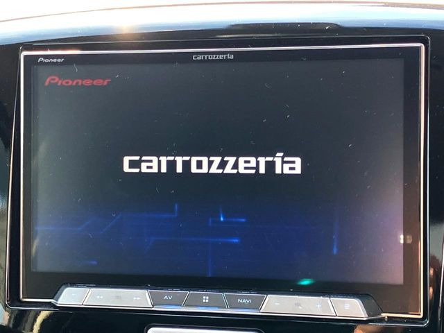 ���ЊO�������[�i�r�t���ԗ��ł��̂ŁA�h���C�u�����S�ł����������e��ŐV�i�r������]�̂��q�l�̓X�^�b�t�܂ł����k��������