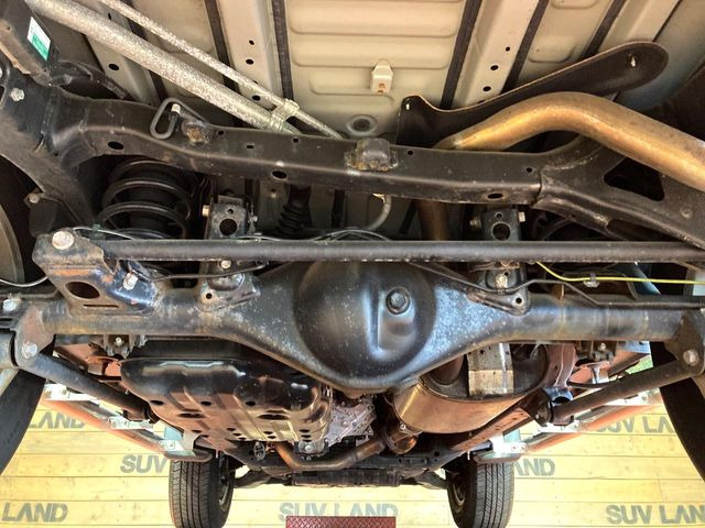 ����肪���ꂢ�Ȃ����ɁA�h�K���H�̎{�H���I�X�X���B�~��n��͂������A���ݕ��ɂ��Z���̕���A��Ń}�����E�E�B���^�[�X�|�[�c���������ɂ��D�]���������Ă���܂��B