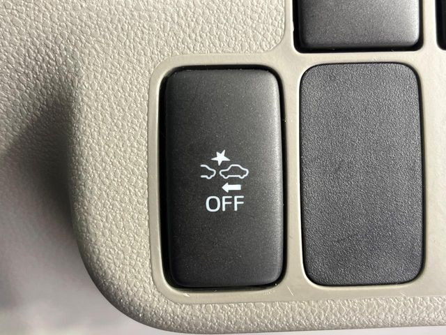 �y�X�}�[�g�A�V�X�g�z���s���ɑO���̎ԗ���F�����A�Փ˂������Ȏ��̓u���[�L�ŏՓˉ���Ɣ�Q�y�����A�V�X�g�B�����S�Ƀh���C�u�����y���݂��������܂��B