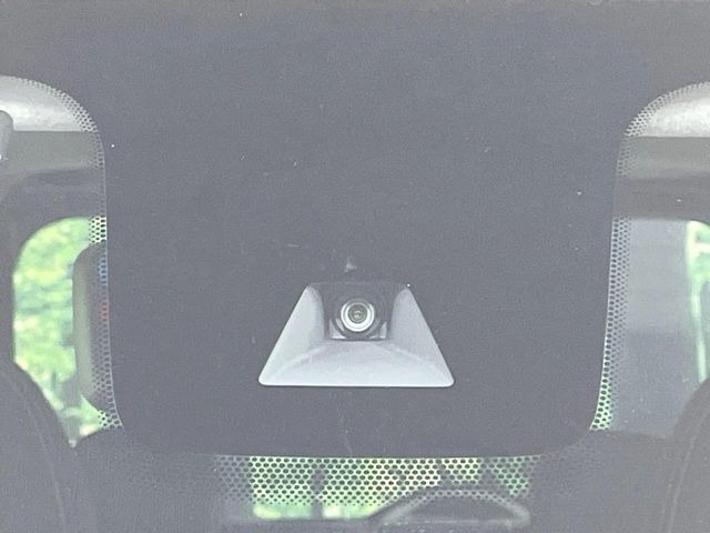 �y�O�He-Assist�z���s���ɑO���̎ԗ�����F�����A�Փ˂������Ȏ��͌x��ƃu���[�L�ŏՓˉ���Ɣ�Q�y�����A�V�X�g�B�����S�Ƀh���C�u�����y���݂��������܂��B