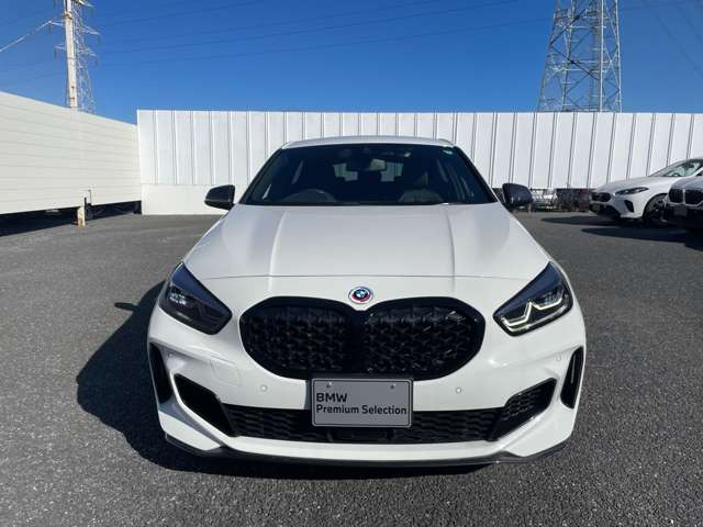 1シリーズM135i xドライブ 4WD