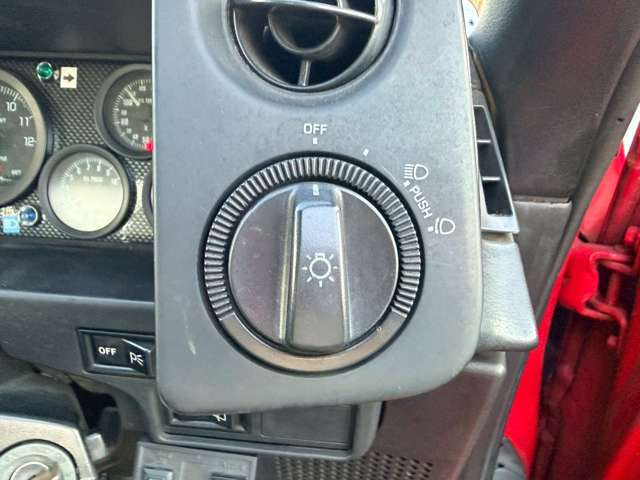 �C�ɂȂ邨�Ԃ�����܂�����E�̓d�b�ԍ����璼�ڂ��X�ɂ��₢���킹���������B�x�����@����ԗ����A��Ԃ܂łȂ�ł������������Ē����܂��B�X�^�b�t�ꓯ���A�����҂����Ă���܂��B