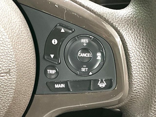 �y�A�_�v�e�B�u�N���[�Y�R���g���[���z�������H�ł̒��������s���y��!!�����ő��x��ۂN���[�Y�R���g���[�����A�Փˌy���V�X�e���ƘA�g���A�O���̎ԗ������m���ĎԊԂ�ۂ悤�ɑ��x���߂��Ă���܂�!!