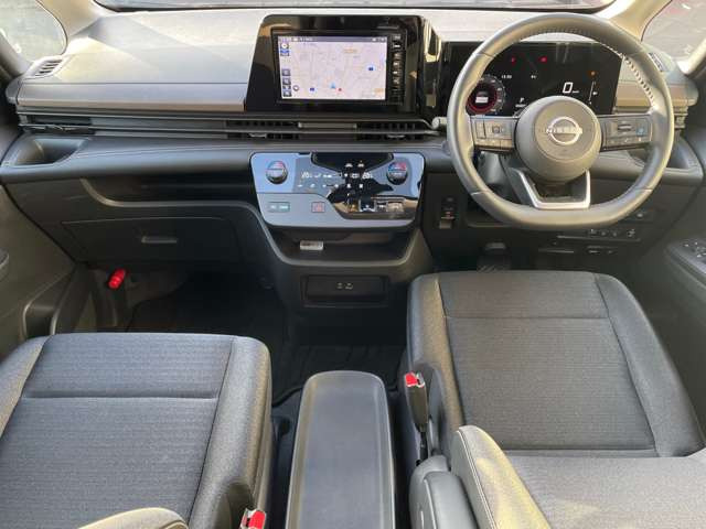 セレナ1.4 e-POWER ハイウェイスターV