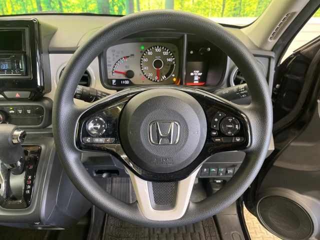 �y�z���_�Z���V���O�z���s���ɑO���̎ԗ�����F�����A�Փ˂������Ȏ��͌x��ƃu���[�L�ŏՓˉ���Ɣ�Q�y�����A�V�X�g�B�����S�Ƀh���C�u�����y���݂��������܂��B