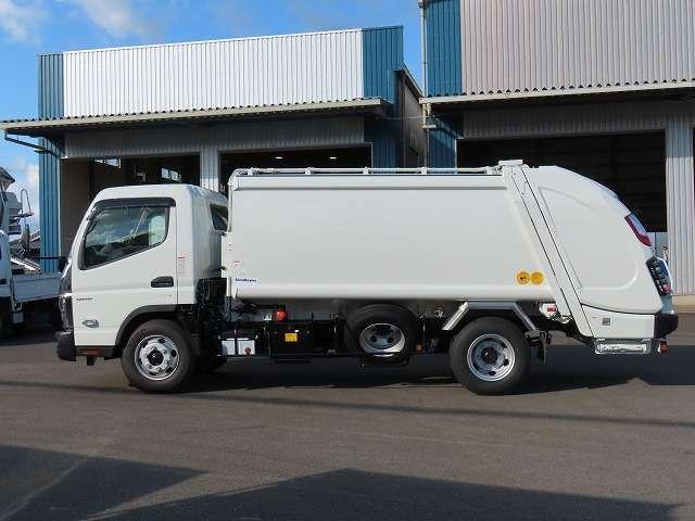 キャンターパッカー車