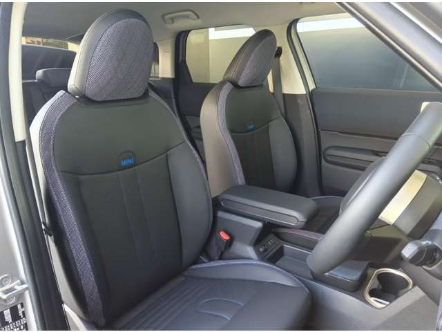 ミニカントリーマンE